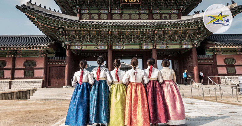 Bạn có thể thuê trang phục Hanbok để chụp hình khi du lịch Hàn Quốc áo truyền thống của hàn quốc