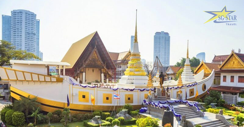Viếng chùa thuyển Wat Yannawa